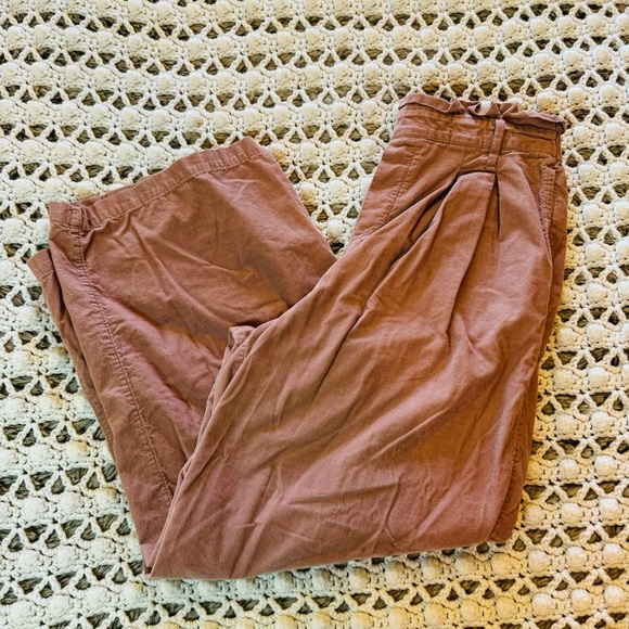 American Eagle High Waisted Wide Leg Pant Mauve Corduroy Small - Picture 8 of 8